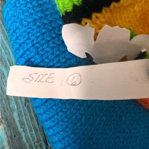 Handmade Knit Crew Neck Rainbow Colourblock 80s Inspired Sweater Size 6 - Picture 9 of 9